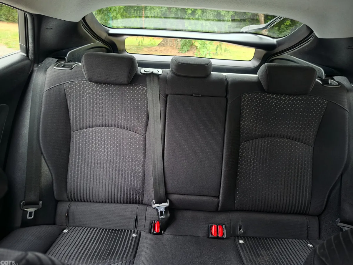 Toyota Prius Hatchback, Petrol Hybrid, 2018, Silver