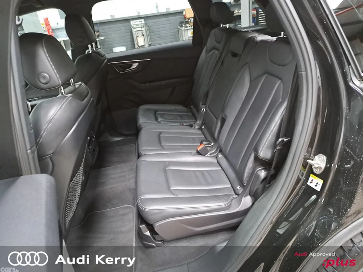 Audi Q7 SUV, Petrol Hybrid, 2023, Black
