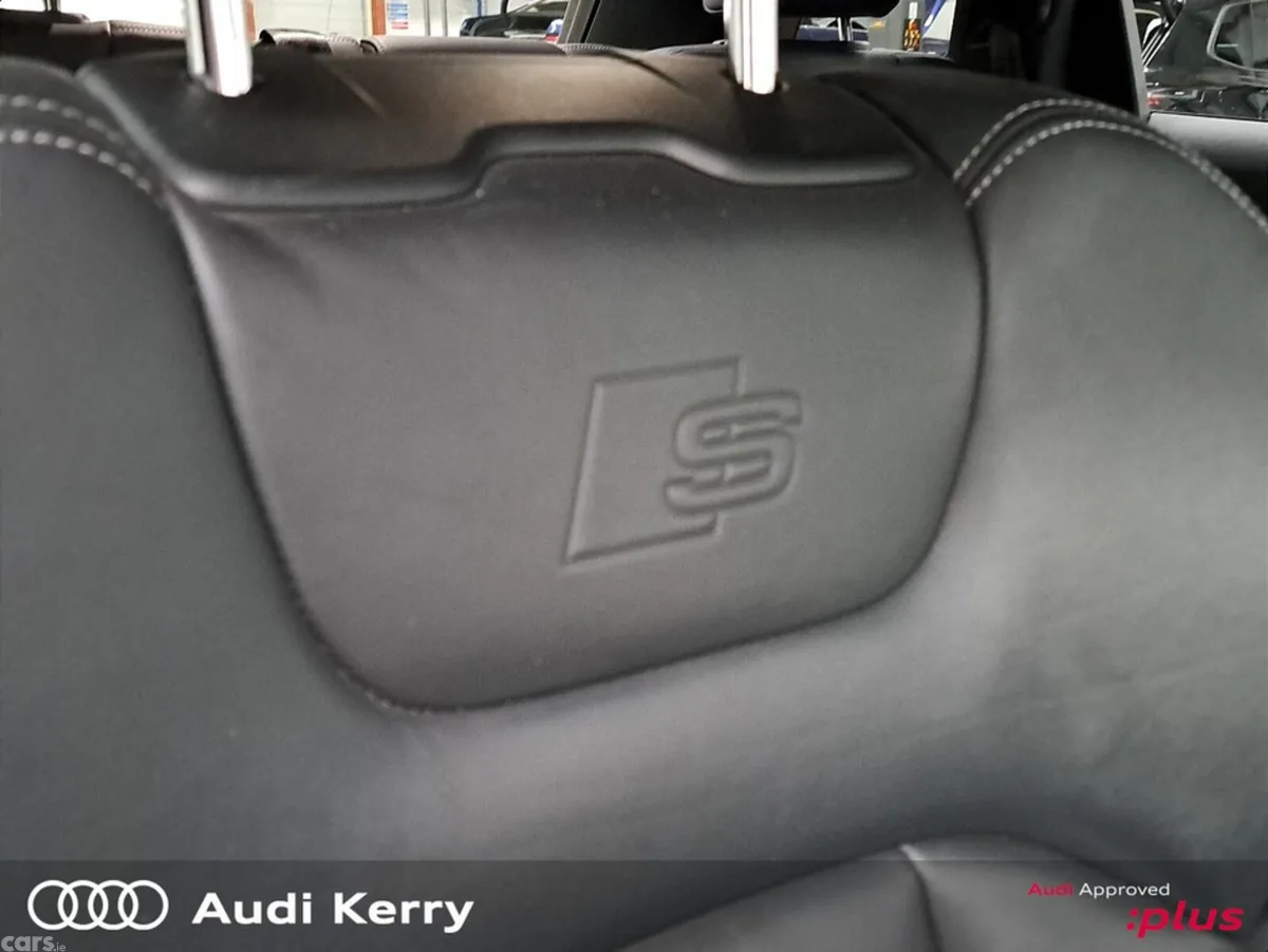 Audi Q7 SUV, Petrol Hybrid, 2023, Black