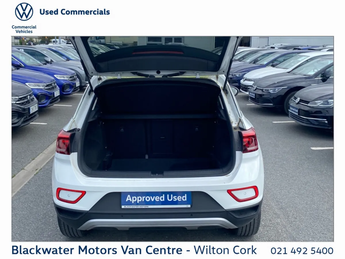 Volkswagen T-Roc SUV, Petrol, 2024, White