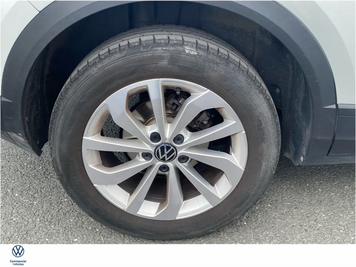 Volkswagen T-Roc SUV, Petrol, 2024, White