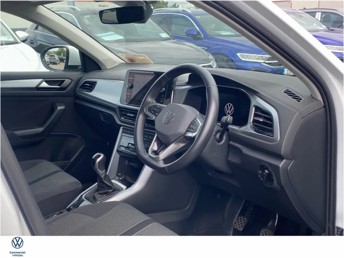 Volkswagen T-Roc SUV, Petrol, 2024, White