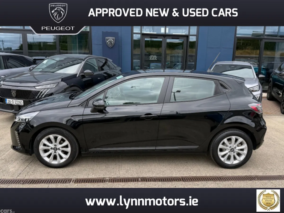 Renault Clio Hatchback, Petrol, 2024, Black