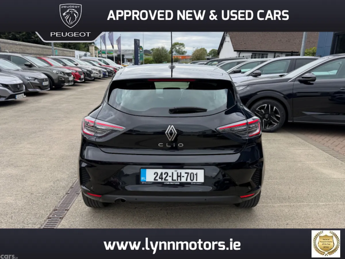 Renault Clio Hatchback, Petrol, 2024, Black