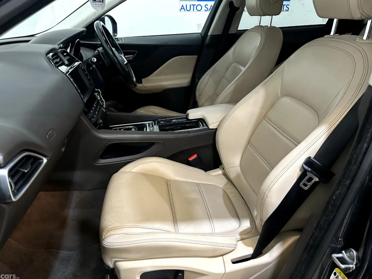 Jaguar F-Pace SUV, Diesel, 2017, Grey