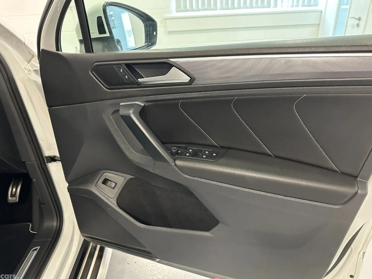 Volkswagen Tiguan SUV, Diesel, 2019, White