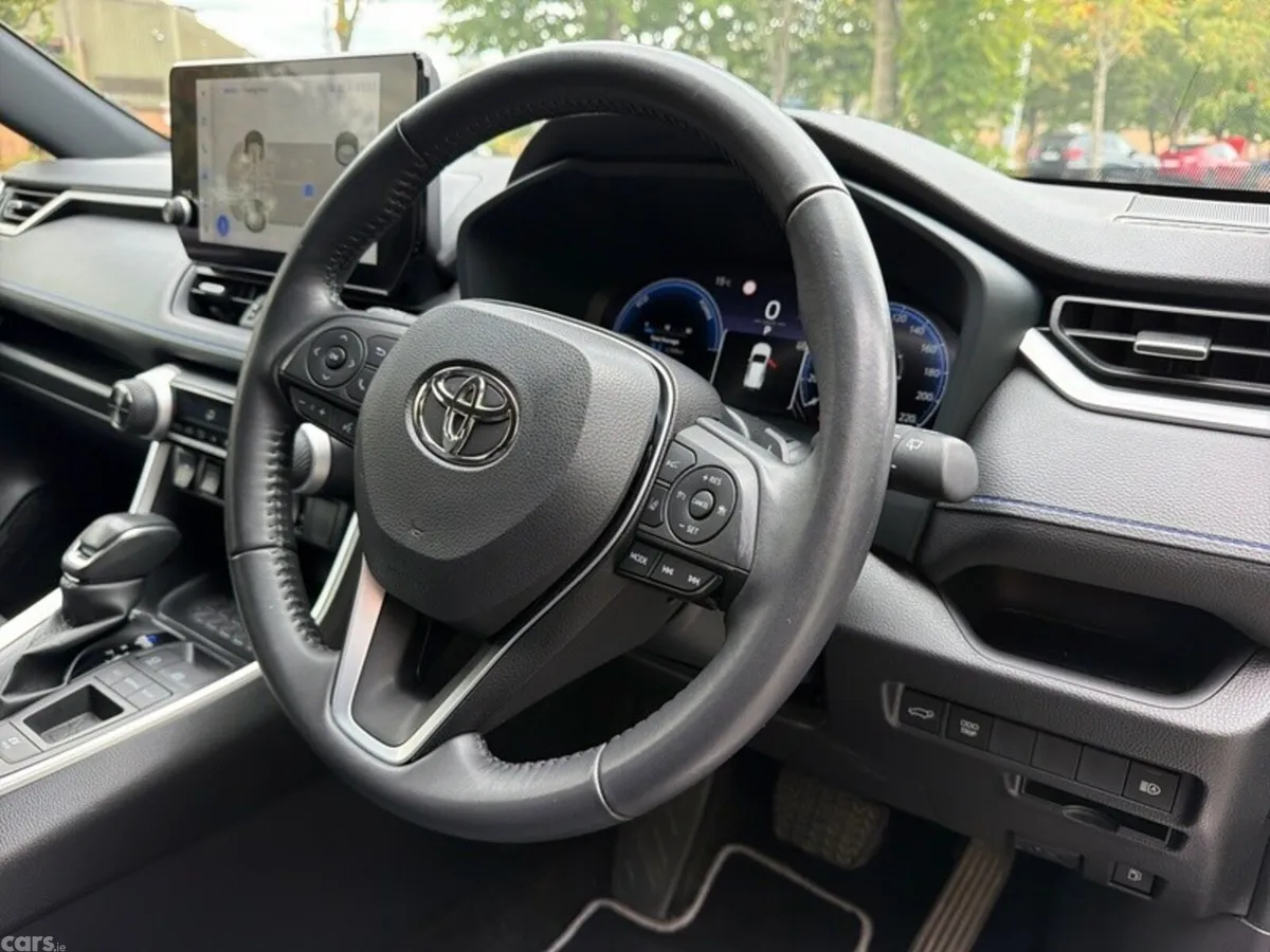 Toyota RAV4 SUV, Petrol Hybrid, 2023, Grey