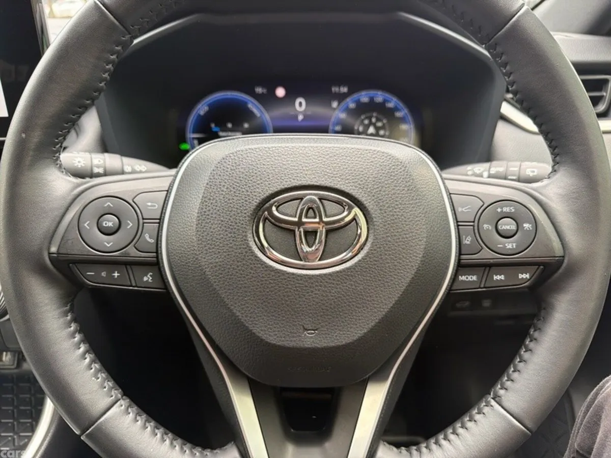 Toyota RAV4 SUV, Petrol Hybrid, 2023, Grey