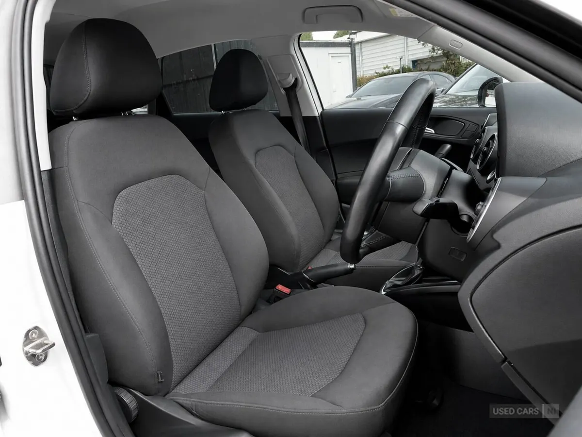Audi A1 , Petrol, 2015, White