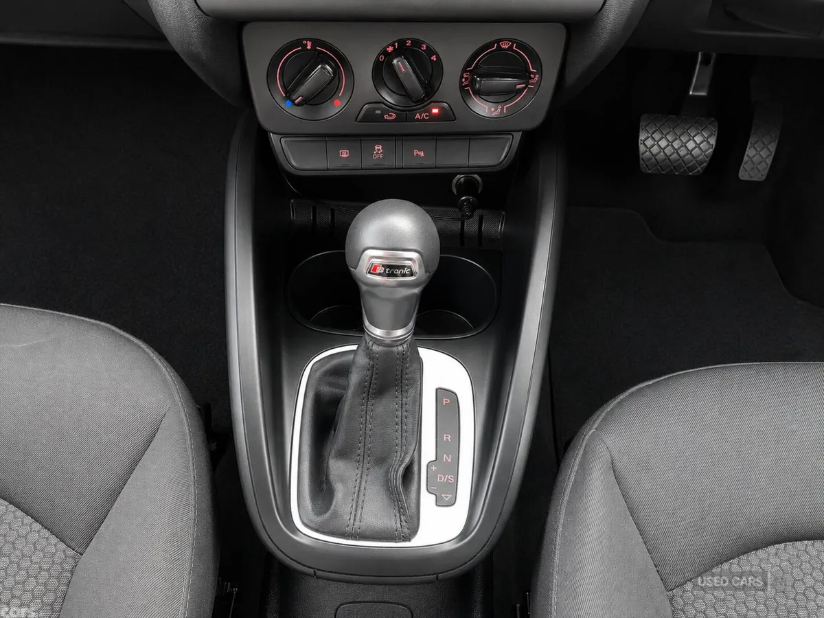 Audi A1 , Petrol, 2015, White