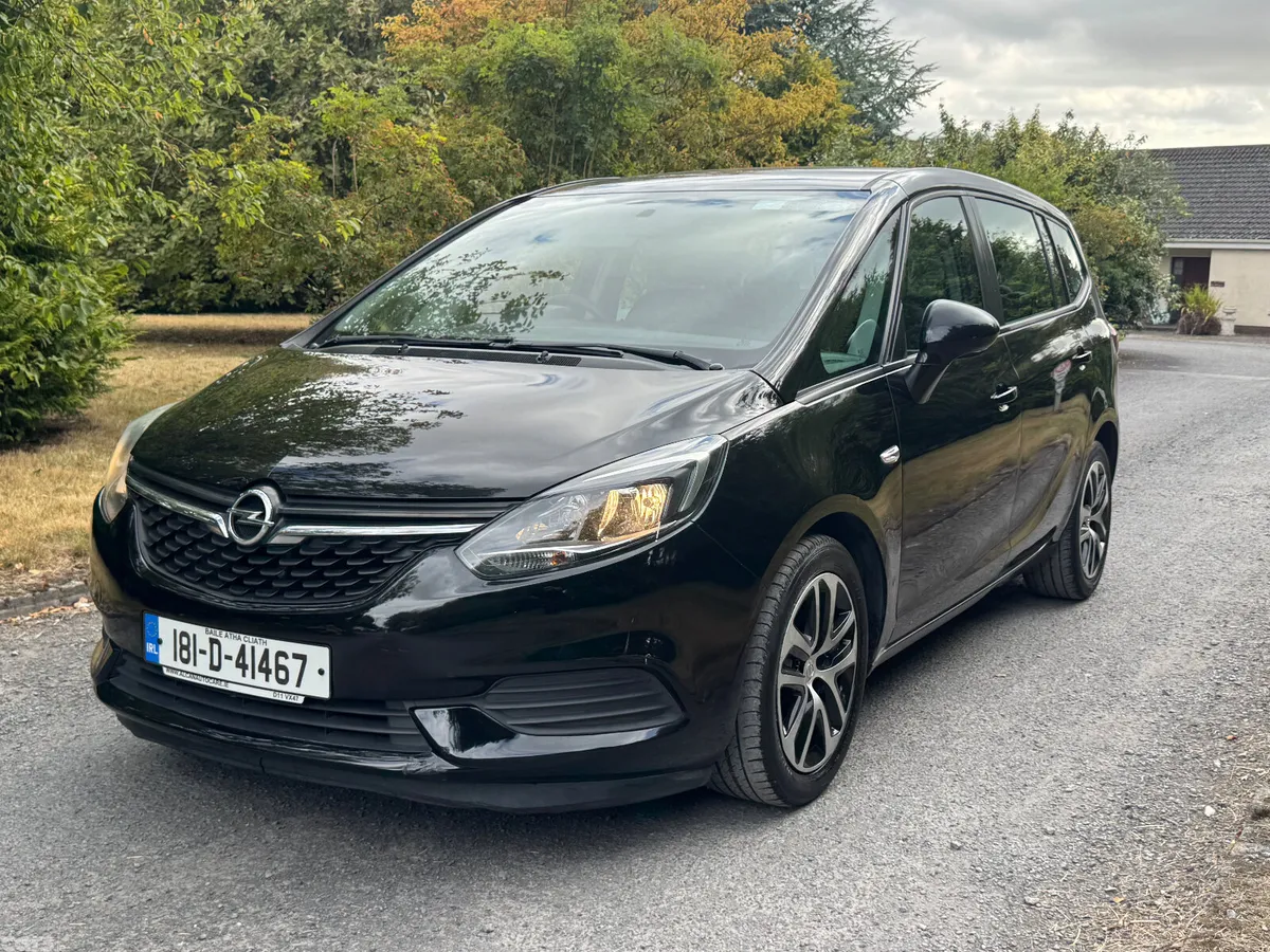 Opel Zafira MPV, Petrol, 2018, Black