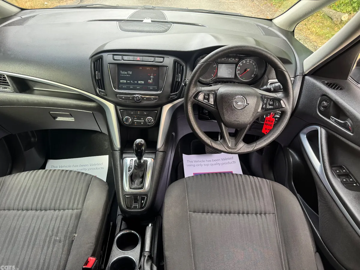 Opel Zafira MPV, Petrol, 2018, Black