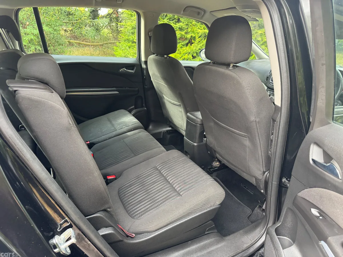 Opel Zafira MPV, Petrol, 2018, Black