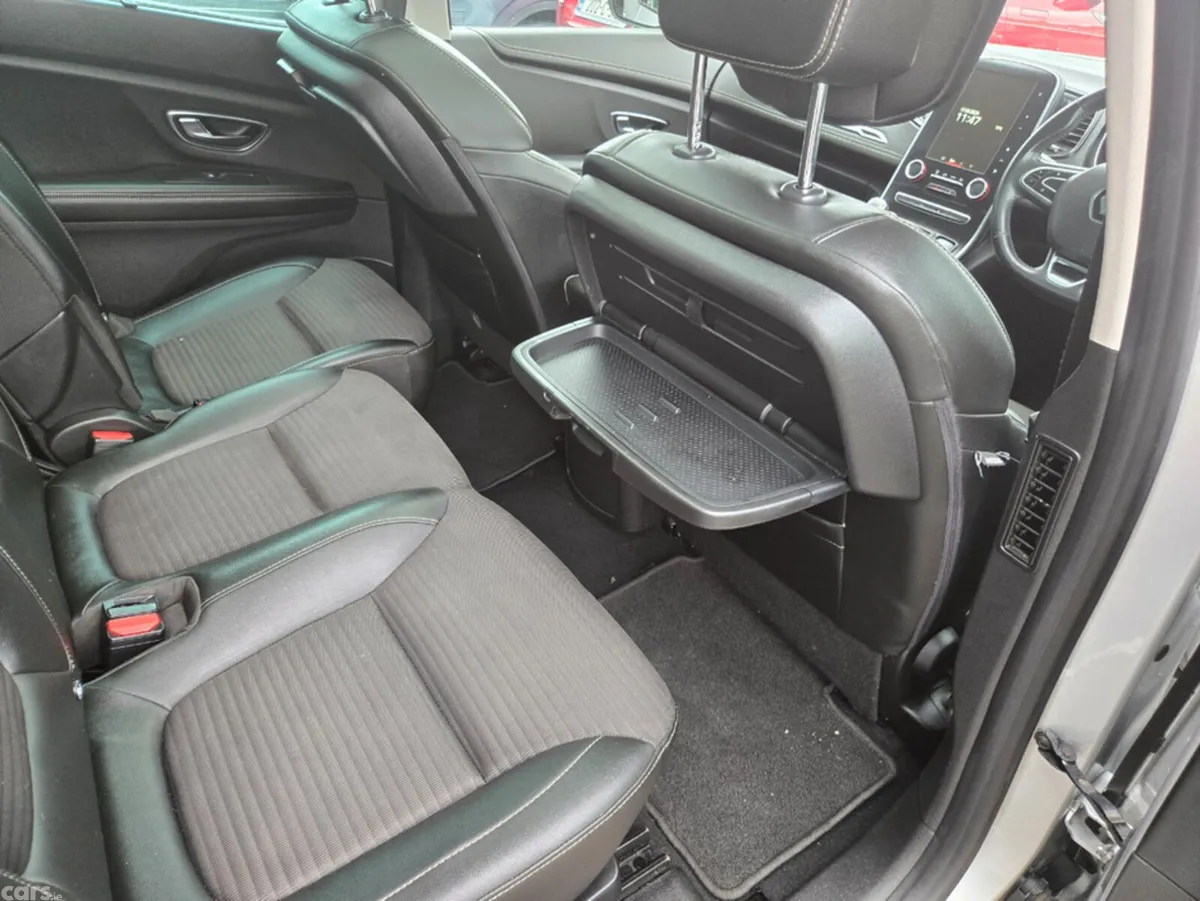 Renault Grand Scenic MPV, Diesel, 2017, Grey