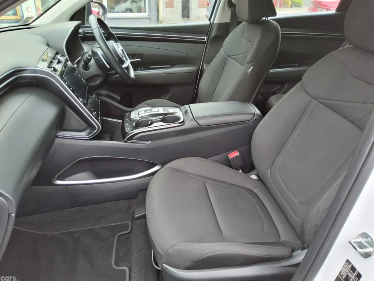 Hyundai Tucson SUV, Petrol Hybrid, 2024, White