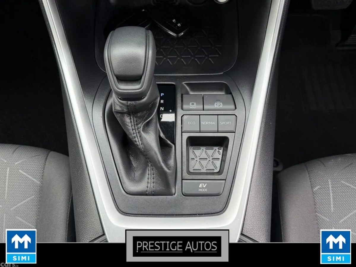 Toyota RAV4 SUV, Petrol Hybrid, 2021, Black