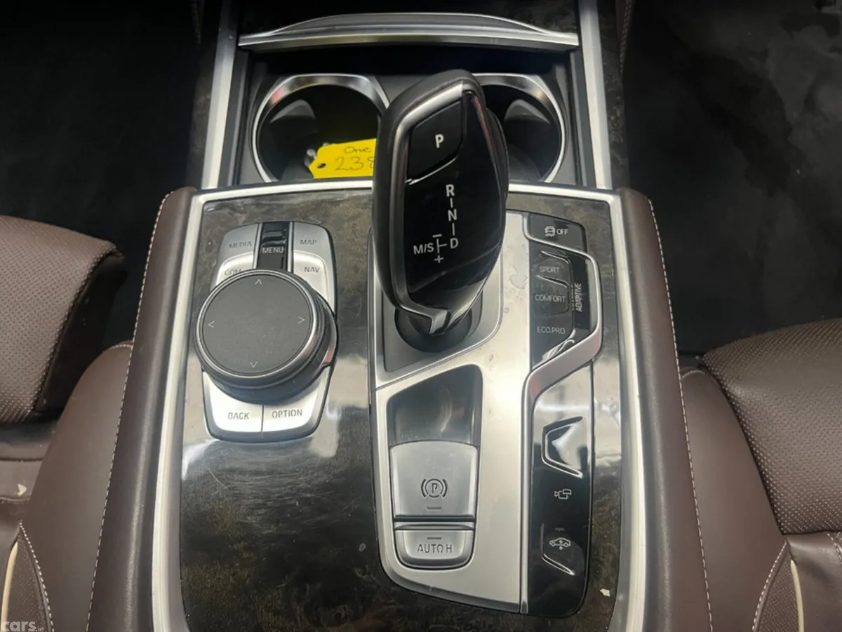 BMW 7-Series Saloon, Petrol, 2016, Black