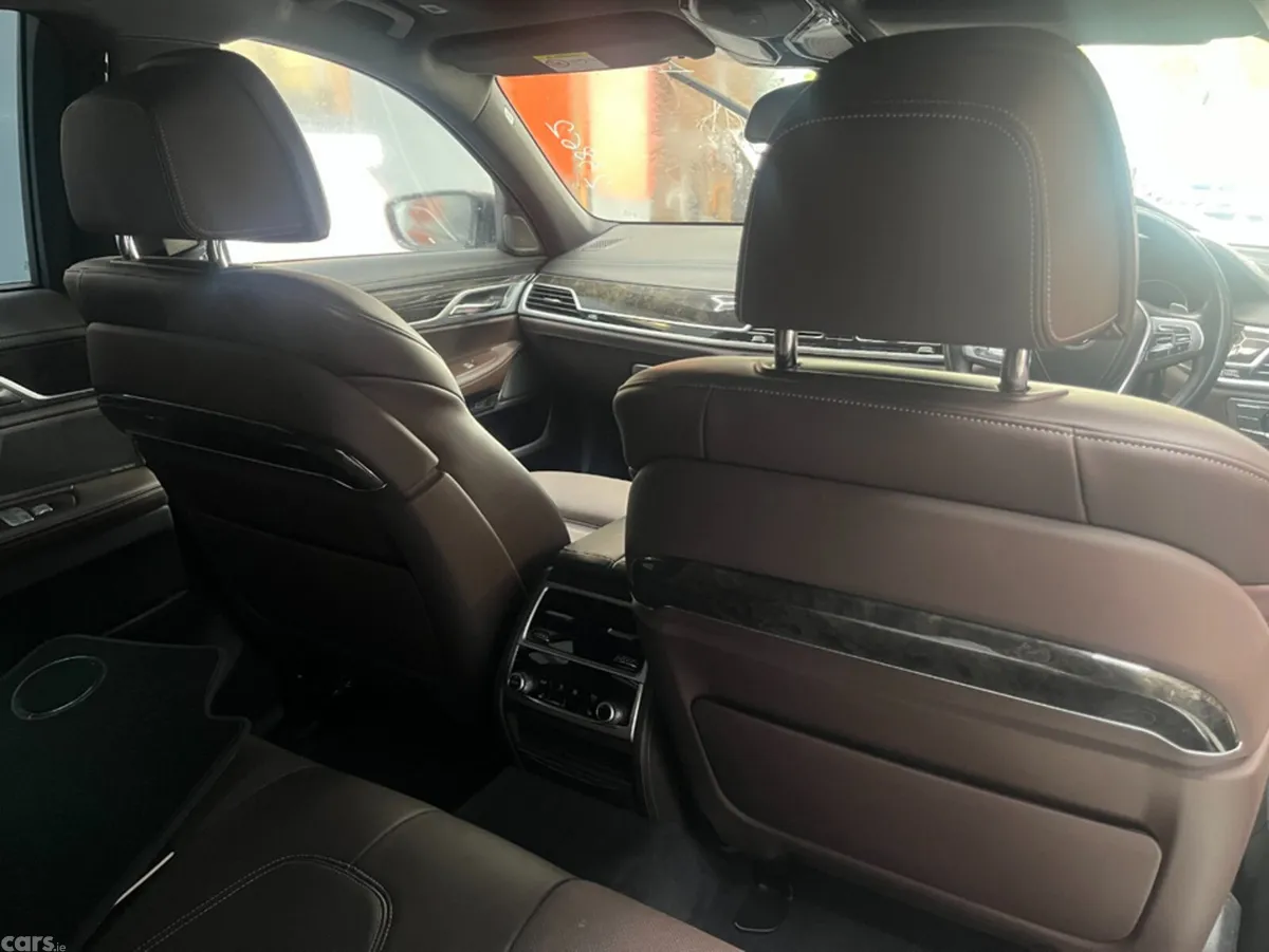 BMW 7-Series Saloon, Petrol, 2016, Black