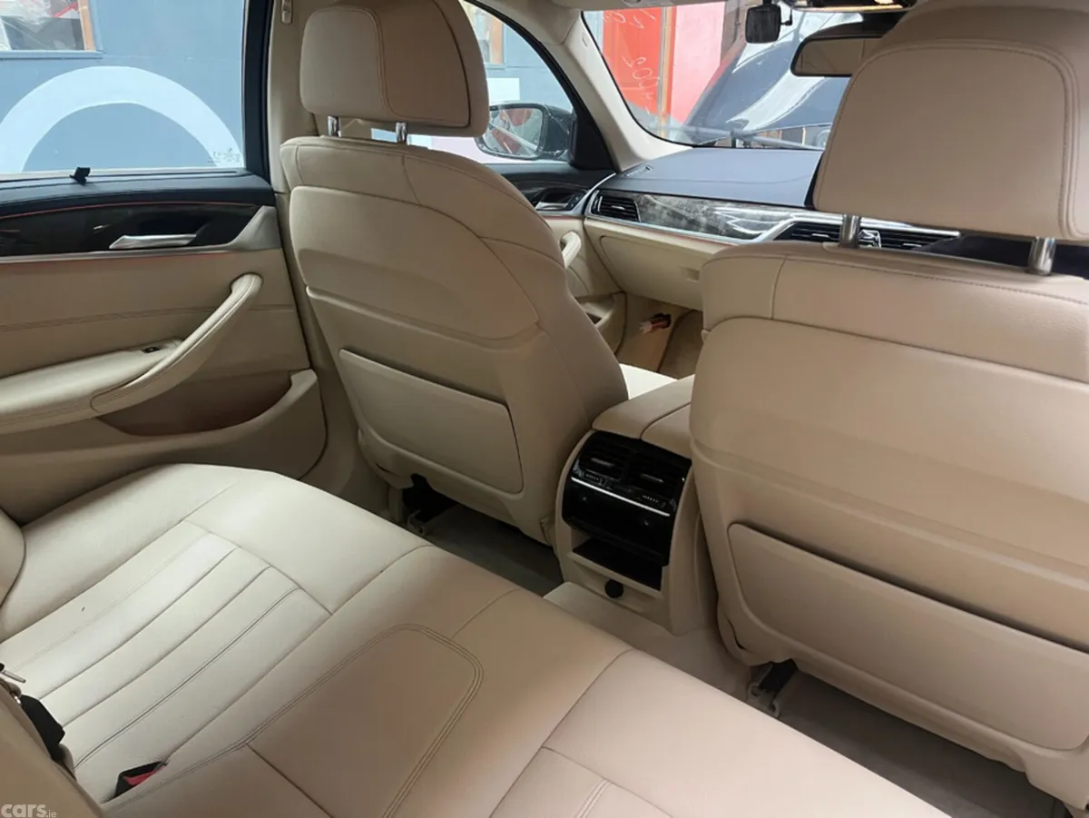 BMW 5-Series Saloon, Petrol, 2018, Black