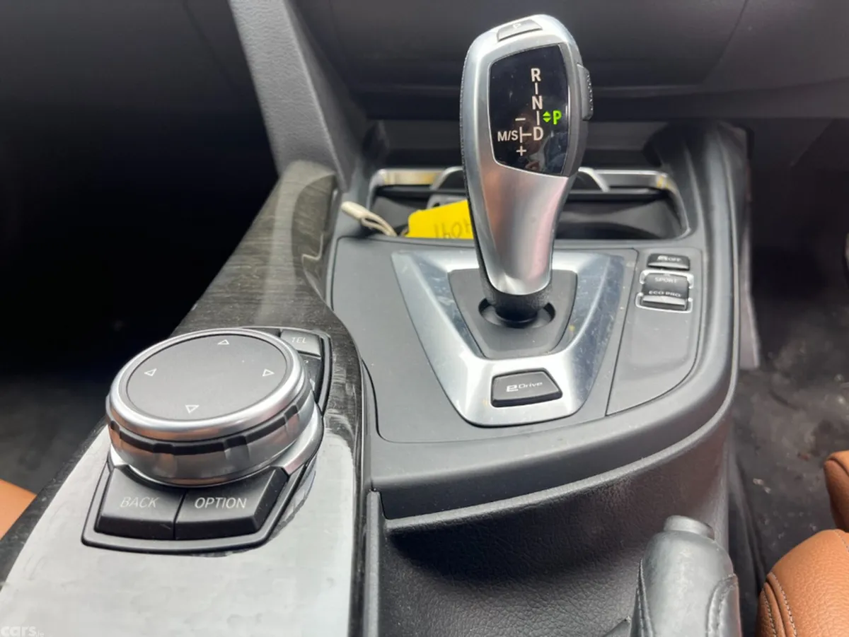 BMW 3-Series Saloon, Petrol, 2017, Black