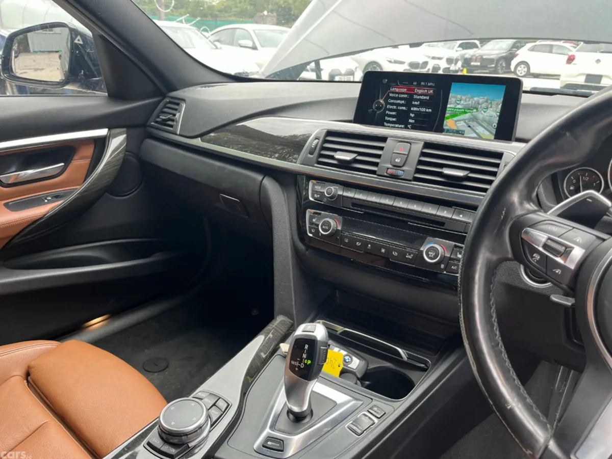 BMW 3-Series Saloon, Petrol, 2017, Black