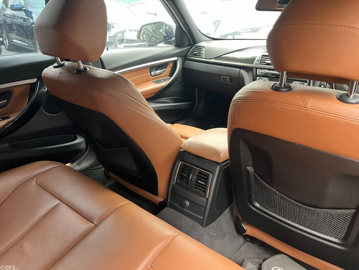 BMW 3-Series Saloon, Petrol, 2017, Black