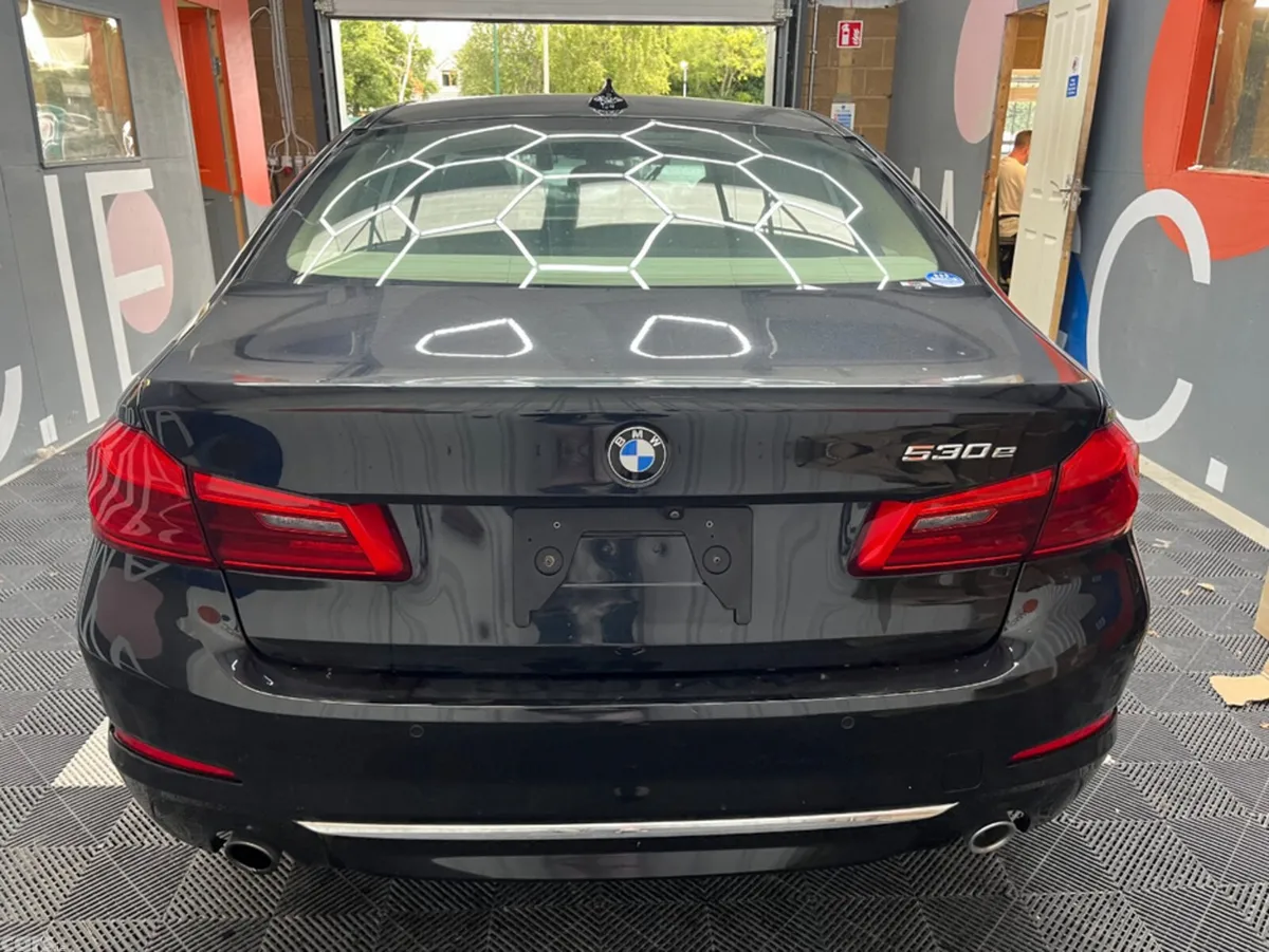BMW 3-Series Saloon, Petrol, 2017, Black