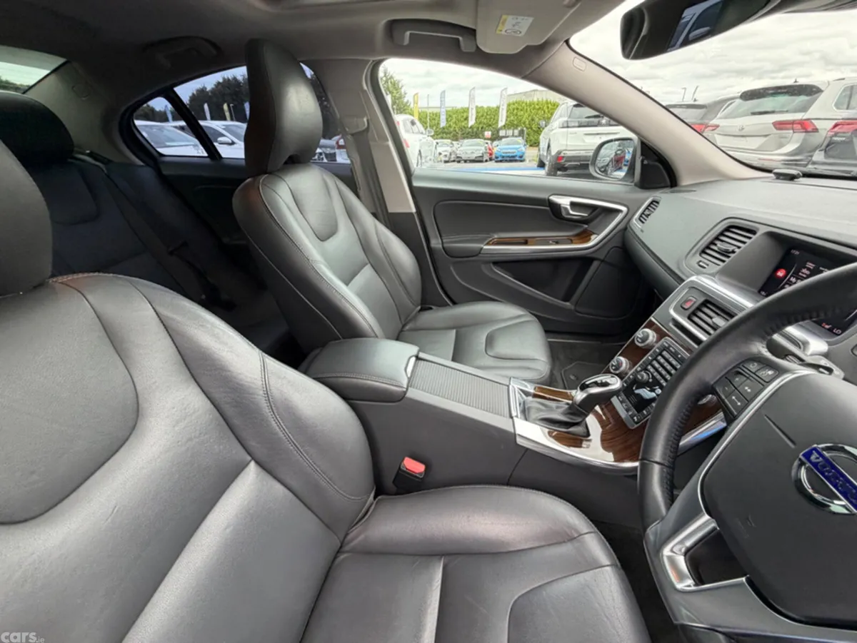 Volvo S60 Saloon, Diesel, 2018, White