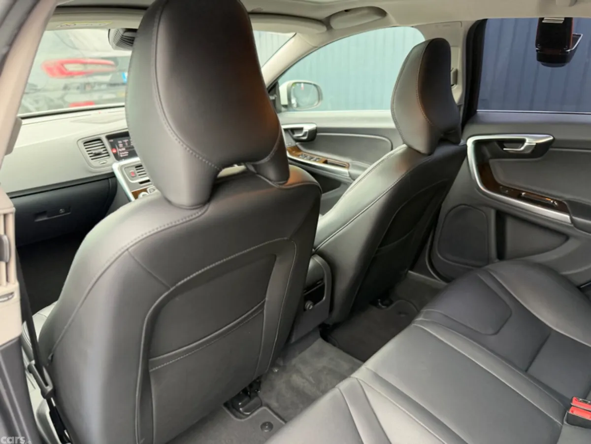 Volvo S60 Saloon, Diesel, 2018, White