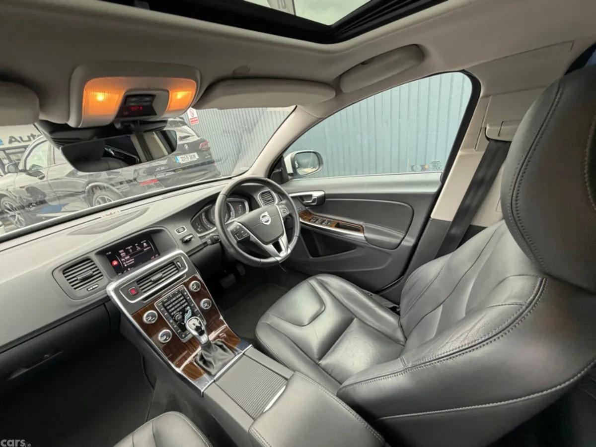 Volvo S60 Saloon, Diesel, 2018, White