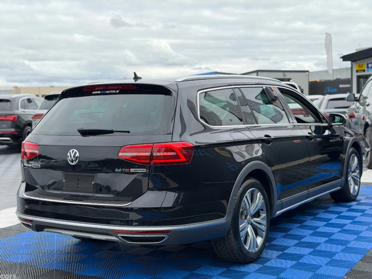 Volkswagen Passat Estate, Diesel, 2019, Black