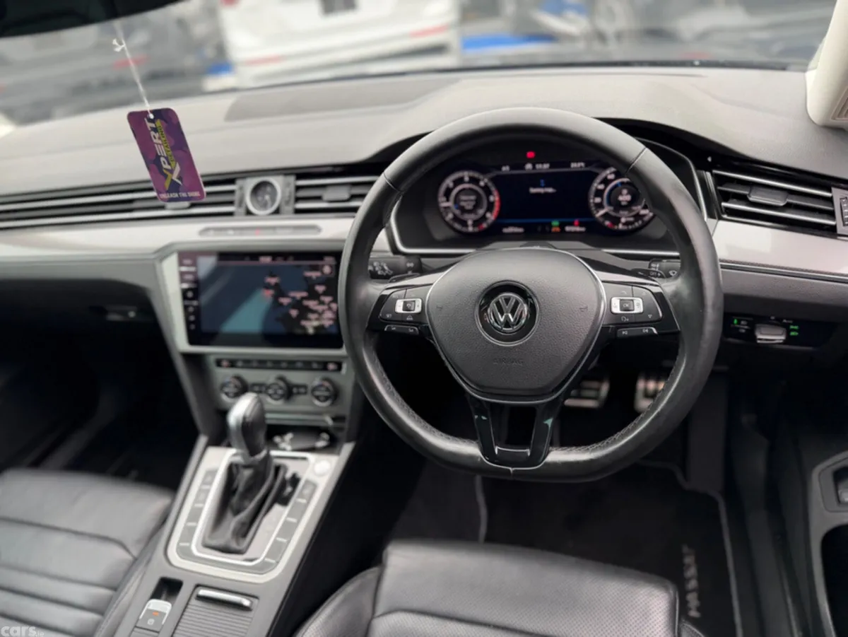Volkswagen Passat Estate, Diesel, 2019, Black