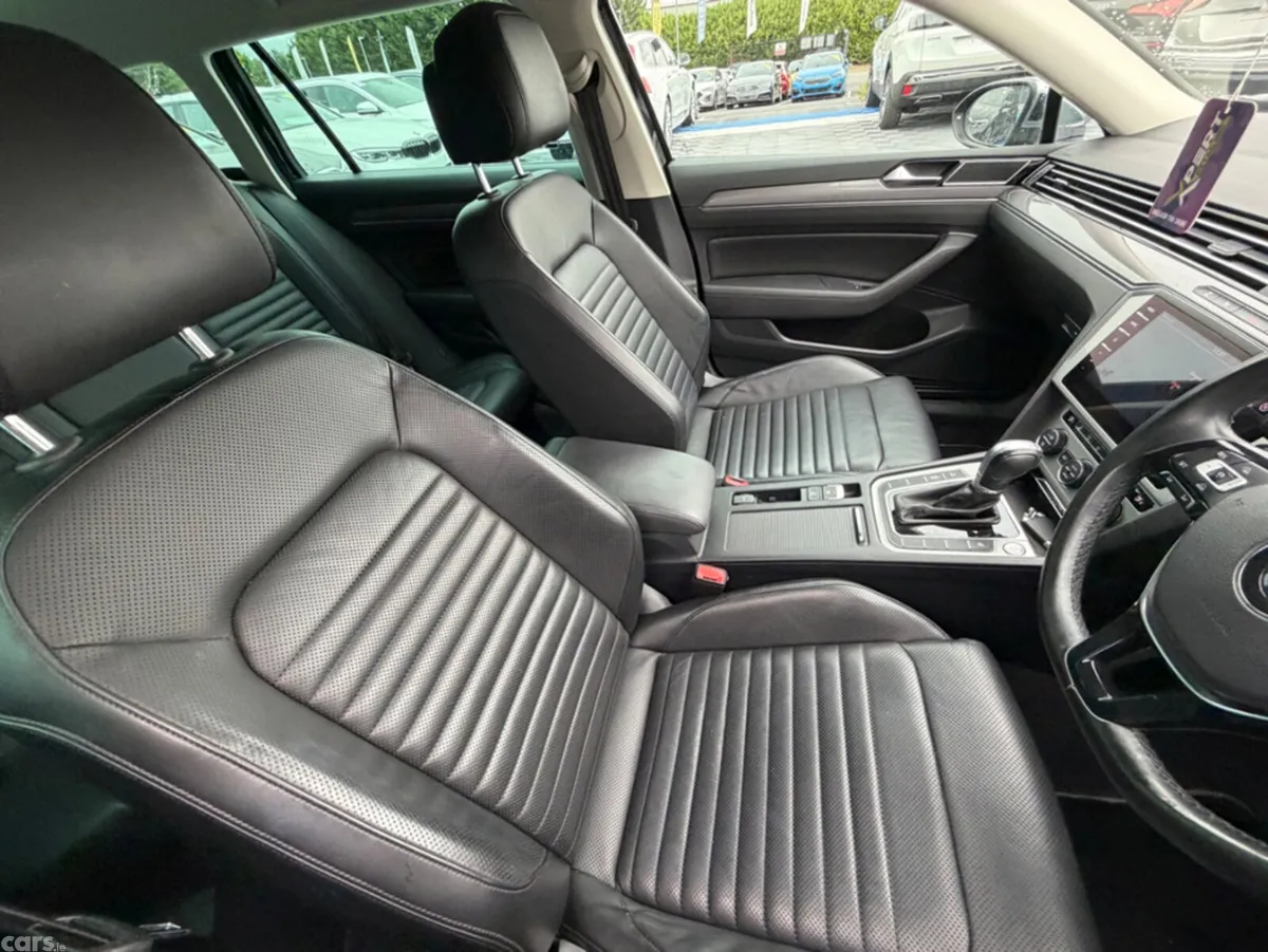 Volkswagen Passat Estate, Diesel, 2019, Black