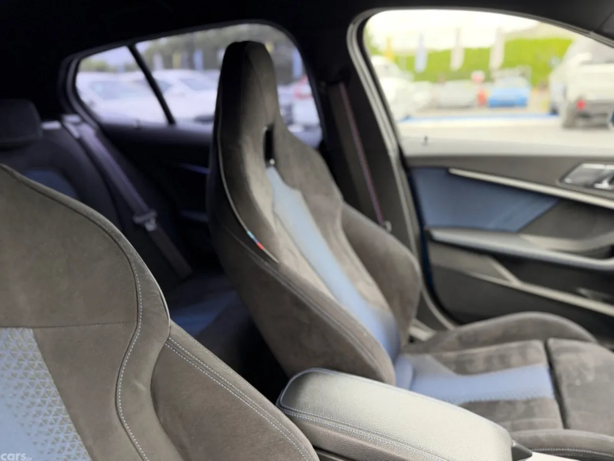 BMW 1-Series Hatchback, Petrol, 2020, Blue