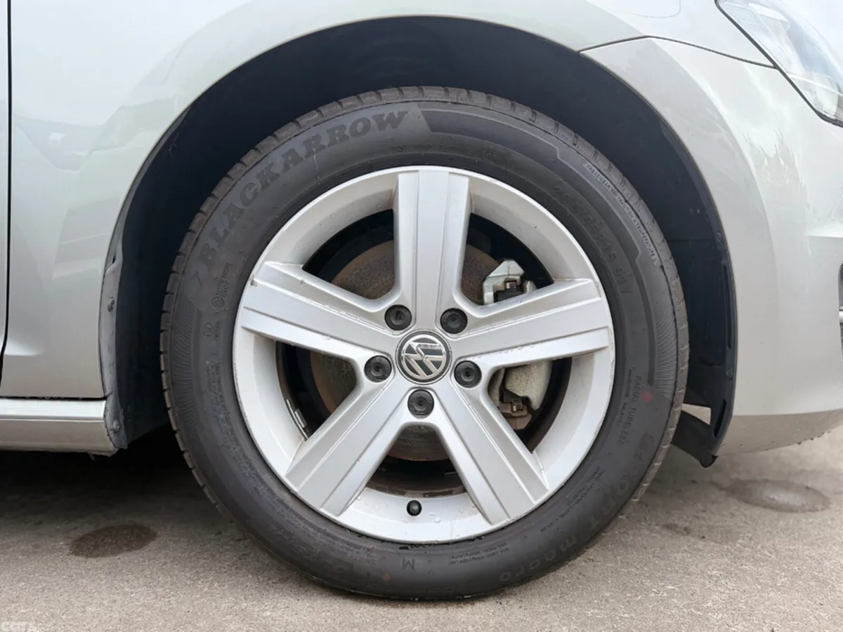 Volkswagen Golf Hatchback, Petrol, 2017, Grey