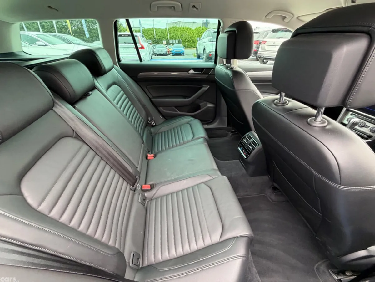 Volkswagen Passat Estate, Diesel, 2019, Black