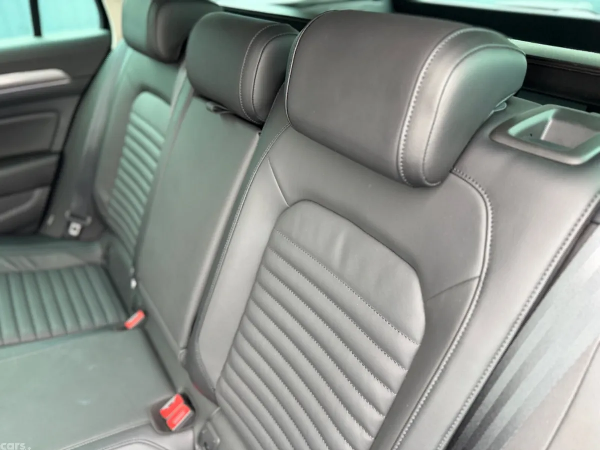 Volkswagen Passat Estate, Diesel, 2019, Black