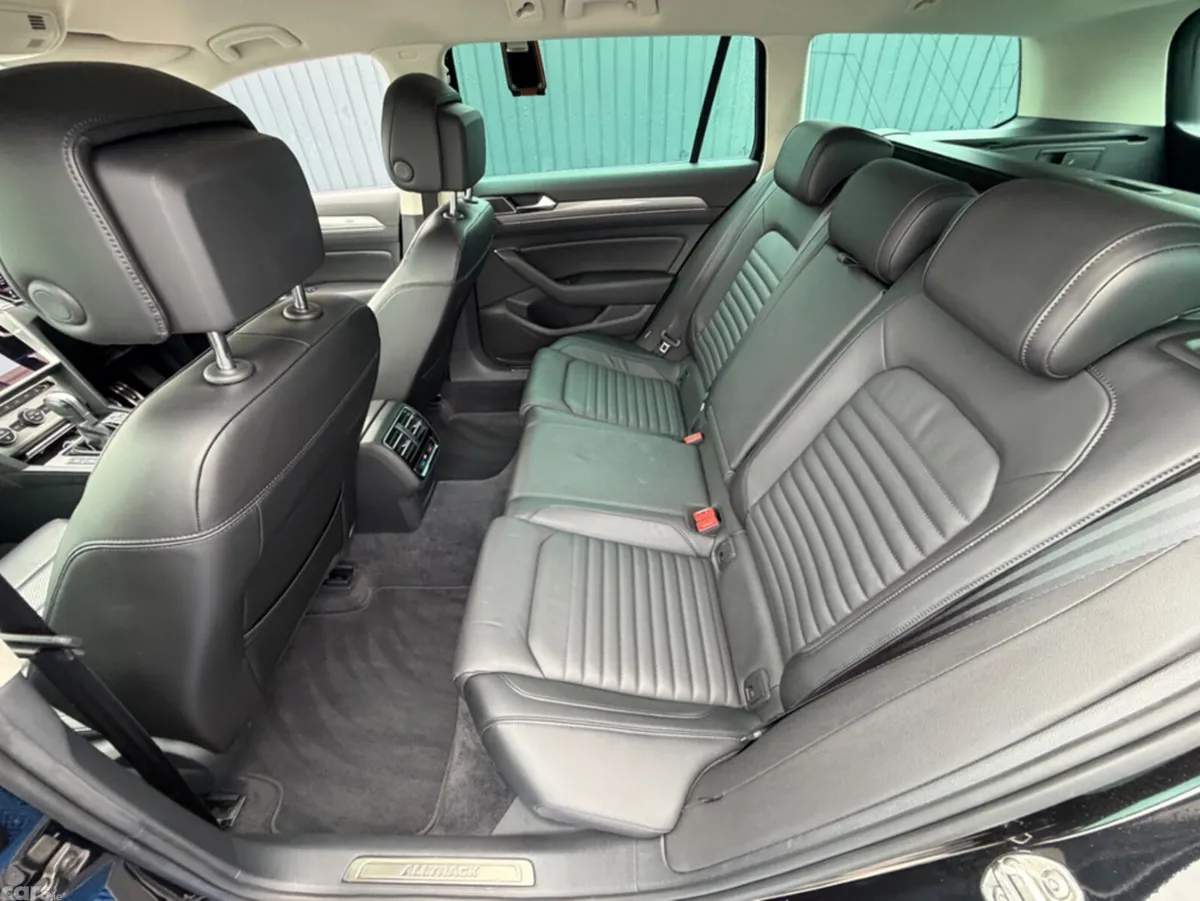 Volkswagen Passat Estate, Diesel, 2019, Black