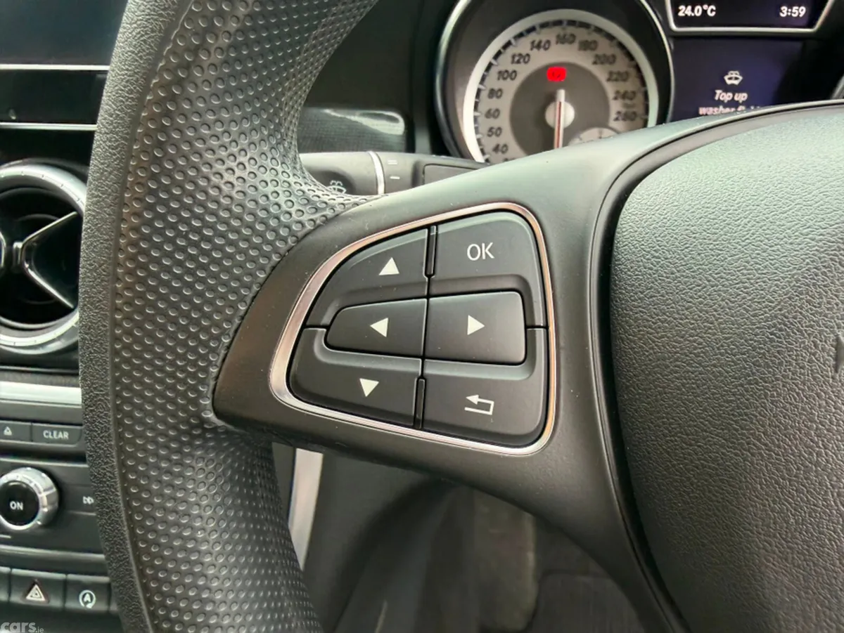 Mercedes-Benz CLA Saloon, Diesel, 2015, Silver