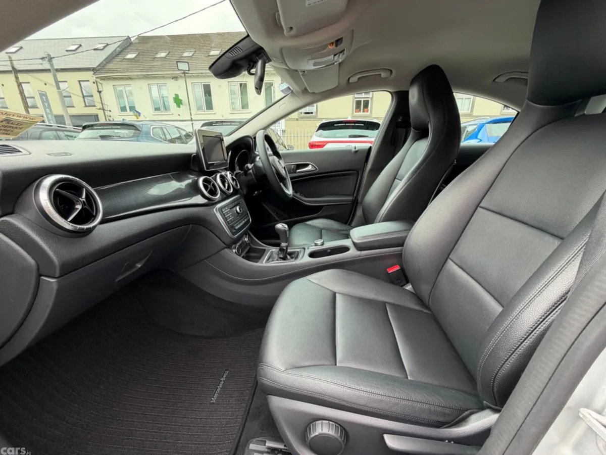 Mercedes-Benz CLA Saloon, Diesel, 2015, Silver