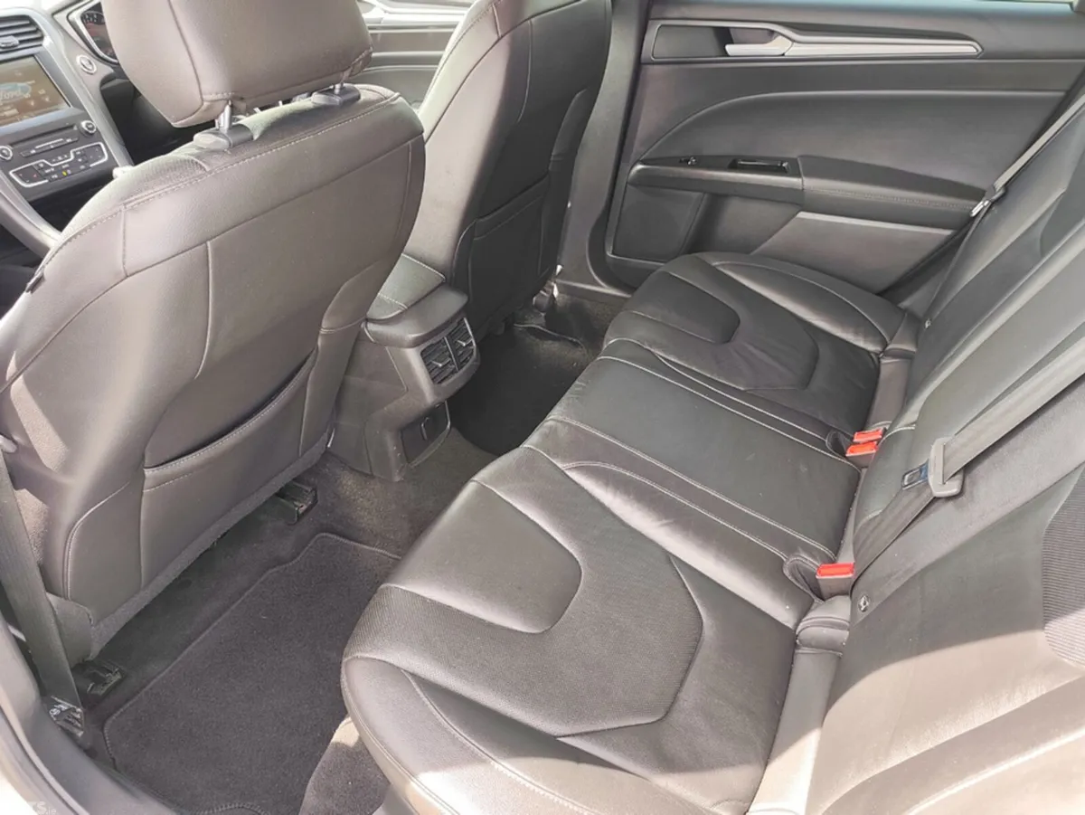 Ford Mondeo Estate, Diesel, 2016, Silver