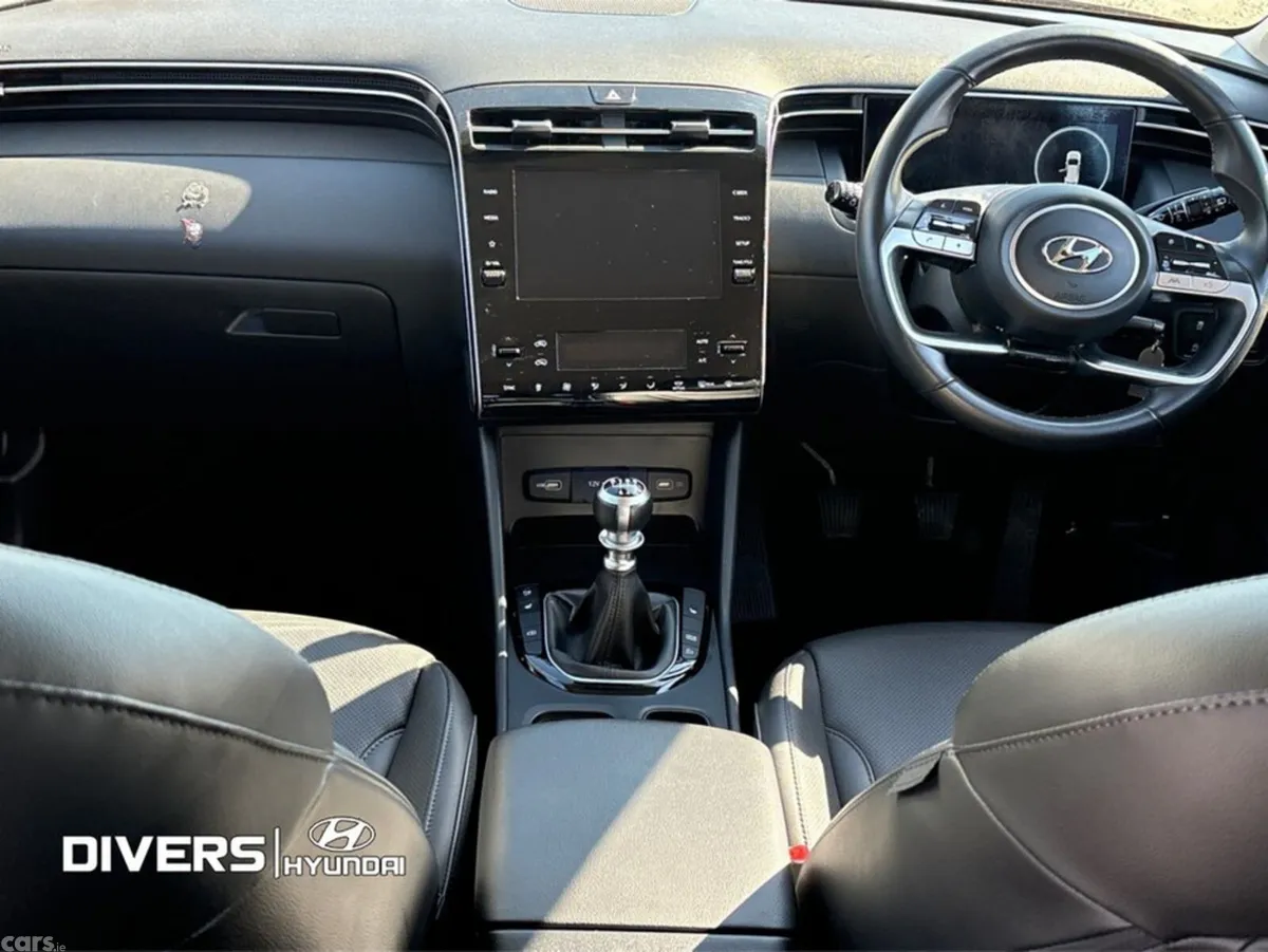 Hyundai Tucson MPV, Diesel, 2022, Red
