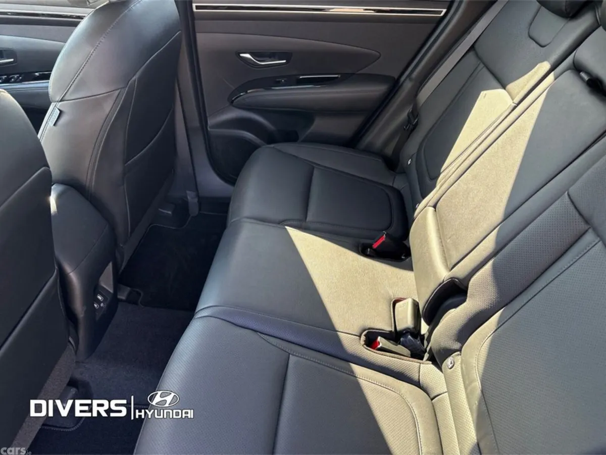 Hyundai Tucson MPV, Diesel, 2022, Red