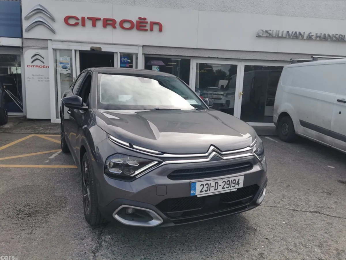 Citroen C4 Hatchback, Petrol, 2023, Grey