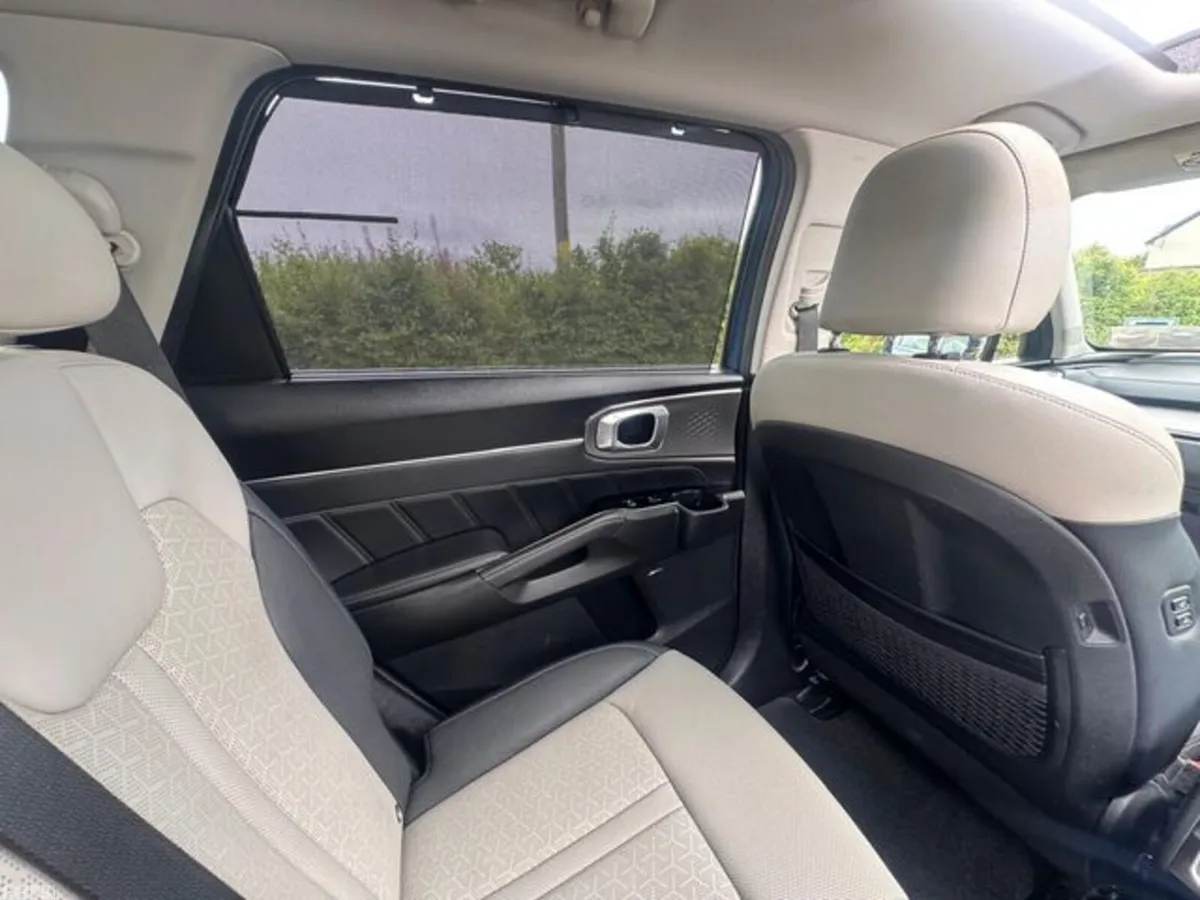 Kia Sorento MPV, Petrol Plug-in Hybrid, 2021, Blue