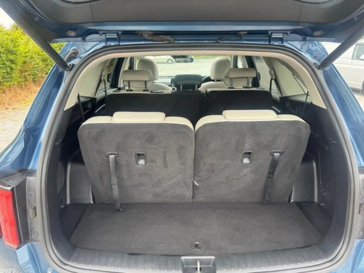 Kia Sorento MPV, Petrol Plug-in Hybrid, 2021, Blue
