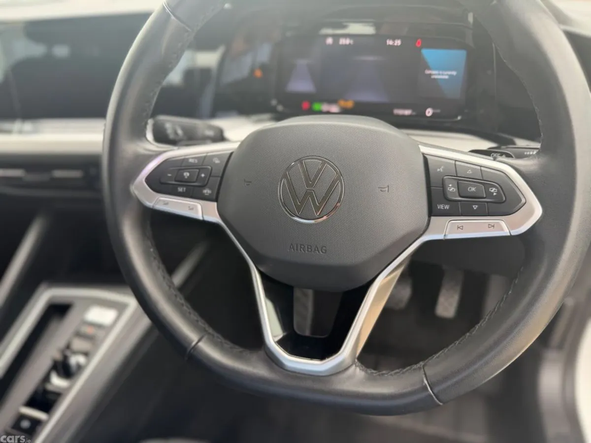 Volkswagen Golf Hatchback, Petrol, 2023, White