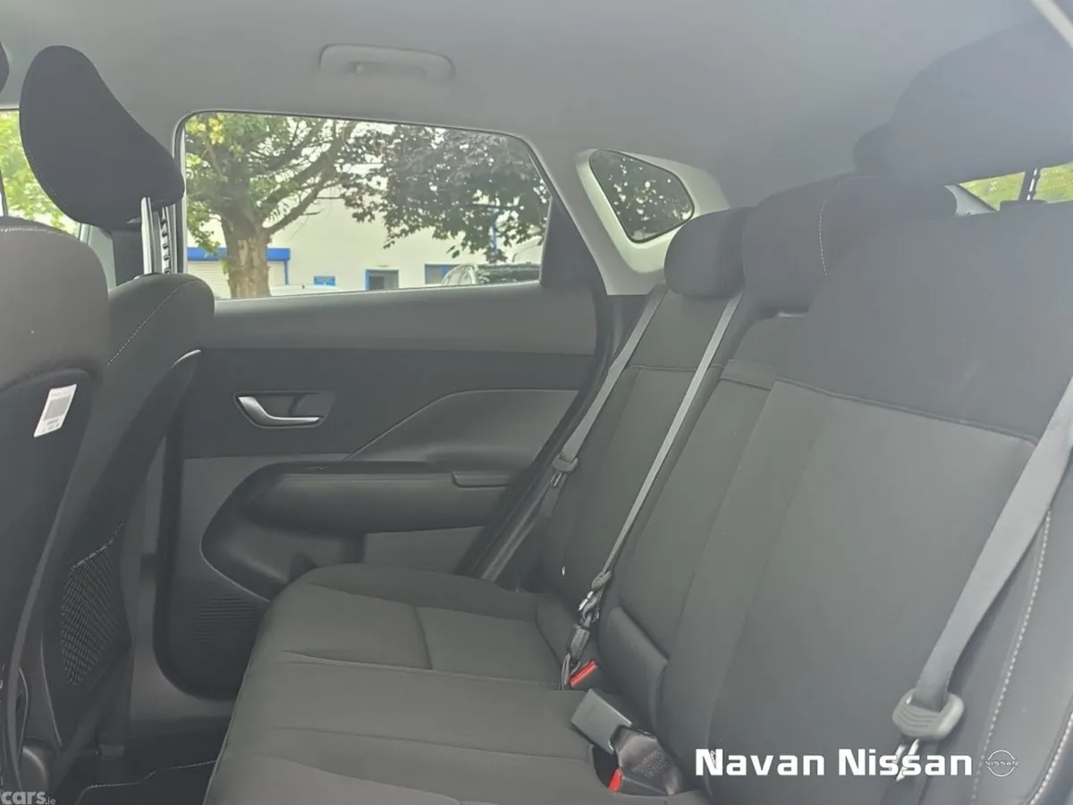 Hyundai KONA MPV, Petrol, 2026, White