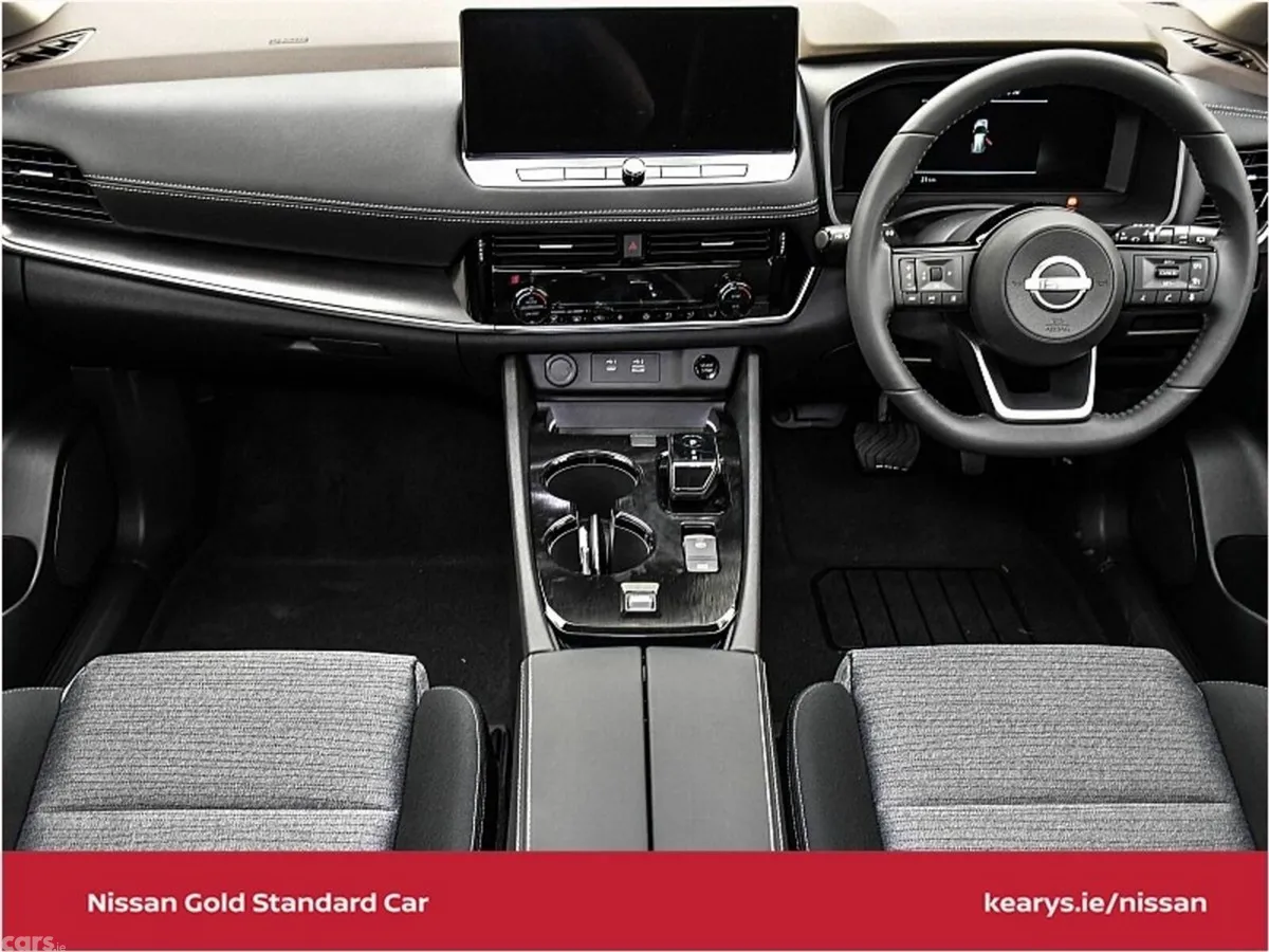 Nissan X-Trail SUV, Petrol Hybrid, 2024, Gold