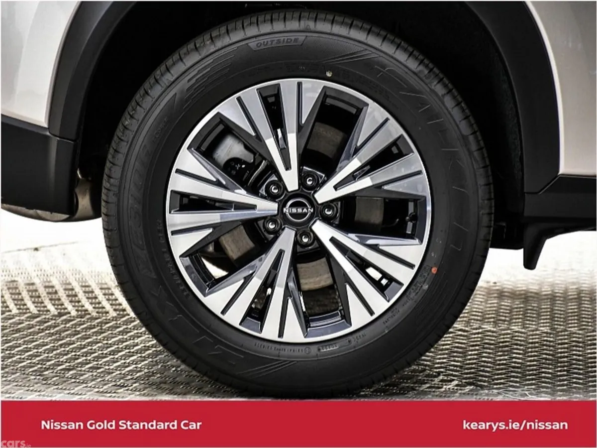 Nissan X-Trail SUV, Petrol Hybrid, 2024, Gold
